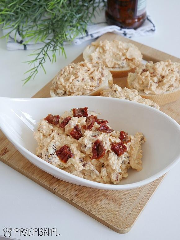 Pasta kanapkowa z suszonych pomidorów