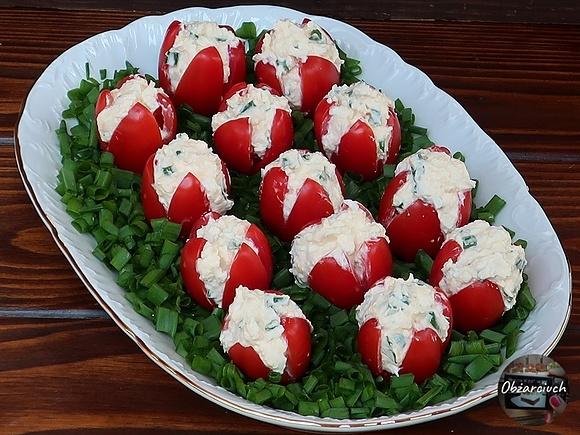 Grillowe tulipany z pomidorków – szybka i efektowna przekąska