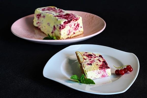 Semifreddo z porzeczkami