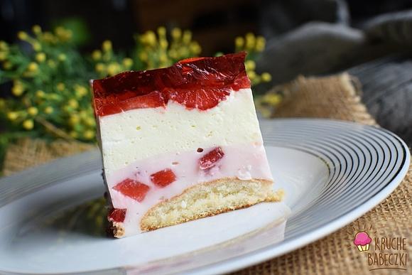 Ciasto bez pieczenia z truskawkami