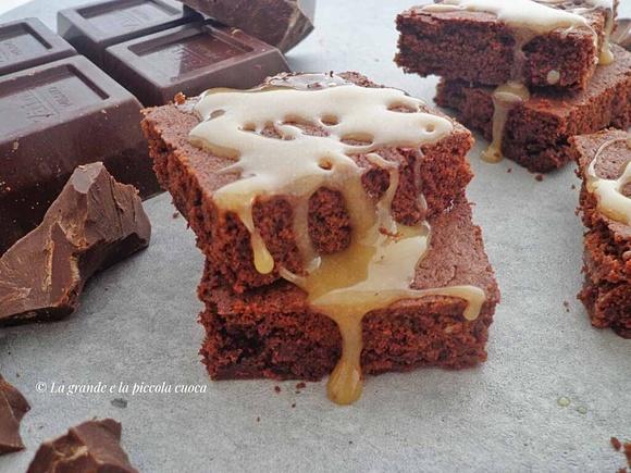 Karmelowe brownie