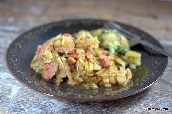 Bigos z młodej kapusty