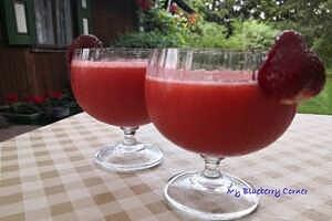 Truskawkowa margarita - przepis na drink z tequilą i truskawkami