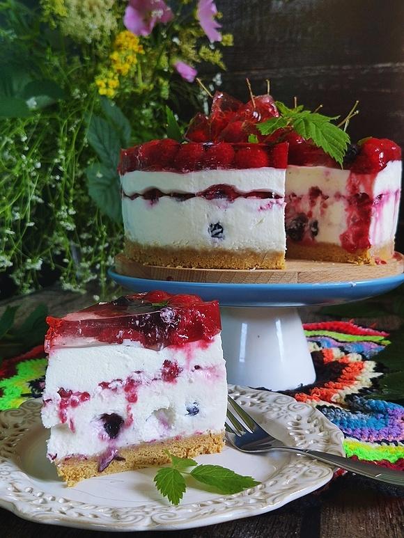 Owocowy sernik z mascarpone na zimno