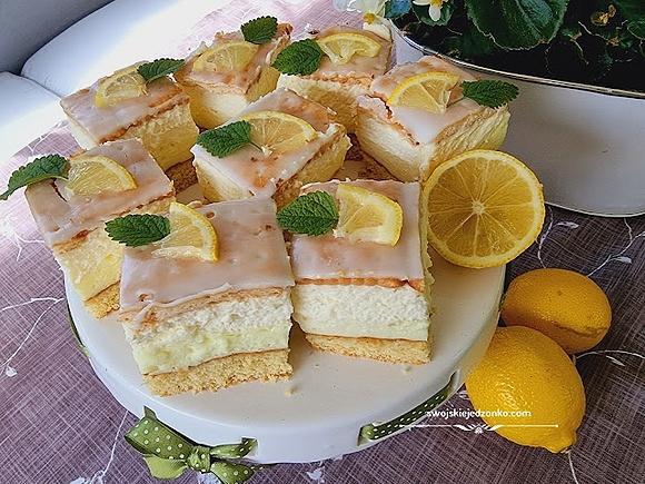 Cytrynowiec - pyszne i orzeźwiające ciasto