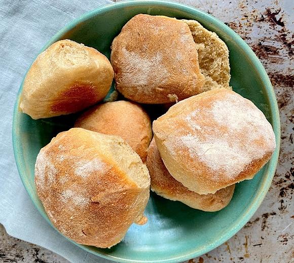 Włoskie bułeczki mini panini