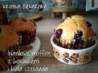 Waniliowe muffiny z borówkami i białą czekoladą