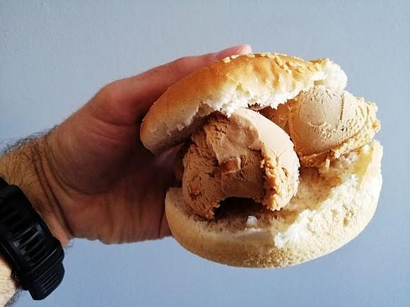 Brioche z lodami