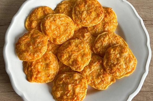 Miękkie ciasteczka serowo-marchwkowe dla dziecka