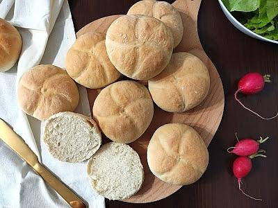 Bułki pszenne na kefirze