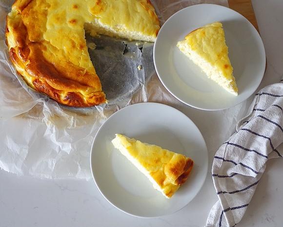 Keto sernik bez mąki z ksylitolem i cytryną