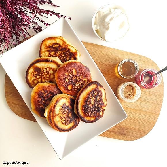 Ricotta pancakes - delikatne placuszki z sera ricotta na słodkie śniadanie