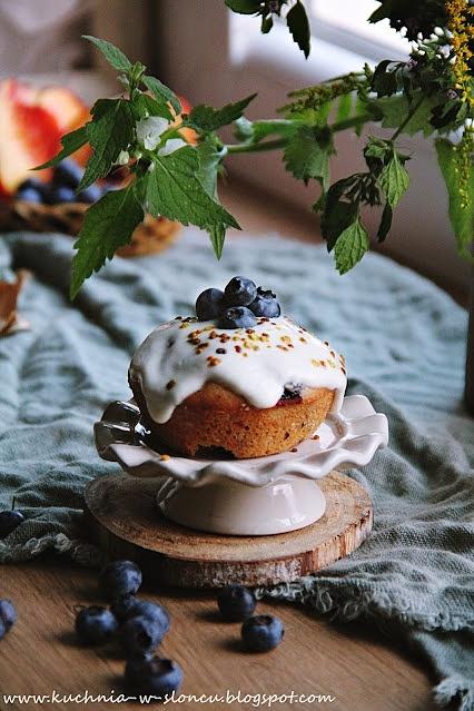 Maślankowe muffinki z owocami lata