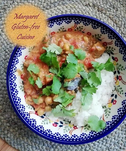 Curry z bakłażanem i ciecierzycą