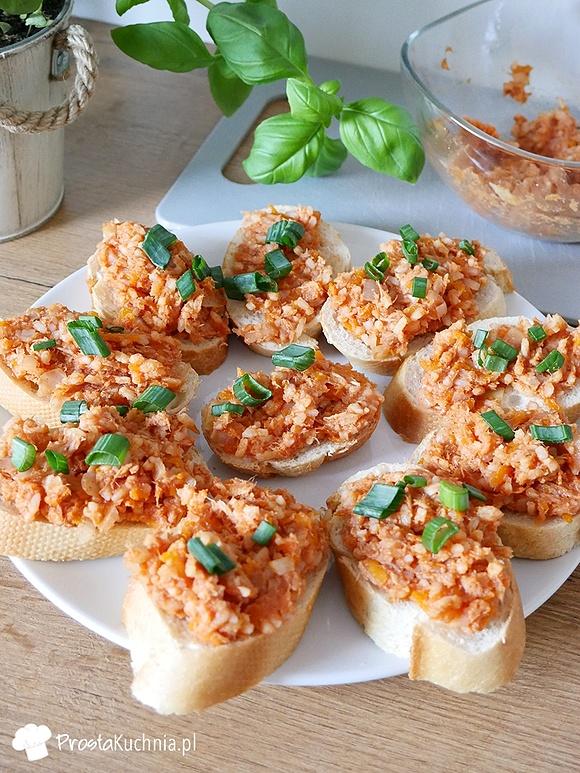 Pasta kanapkowa z tuńczyka