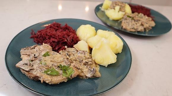Szybki schab z pieczarkami