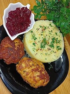 Mielone z majonezem i surowym kalafior