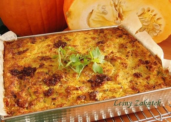 Babka ziemniaczana z dynią i ziołami