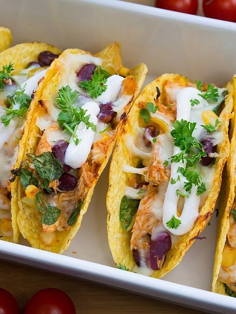 Tacos zapiekane z szarpanym kurczakiem