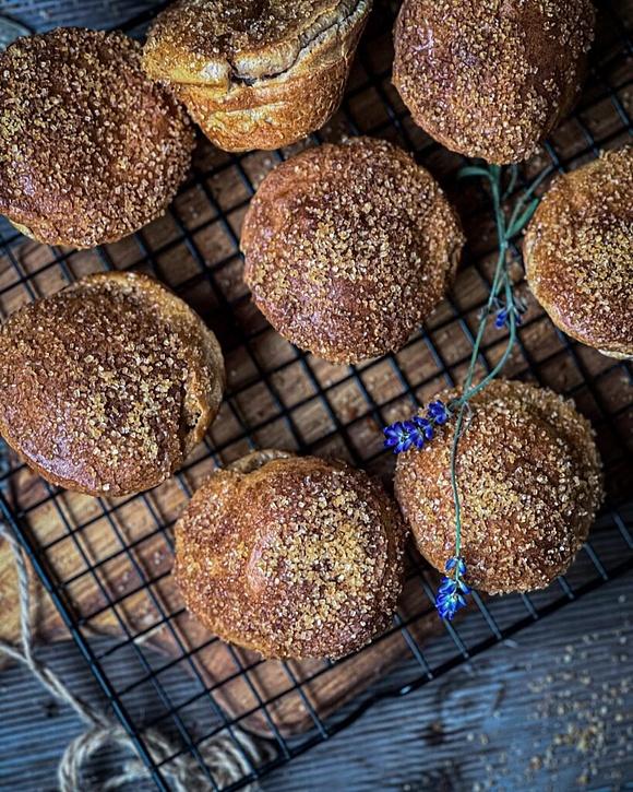 Popovers czyli śniadaniowe muffiny z cynamonem