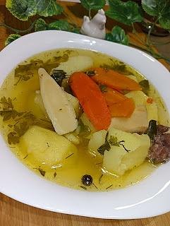 Rosół domowy z kogutów rajskich