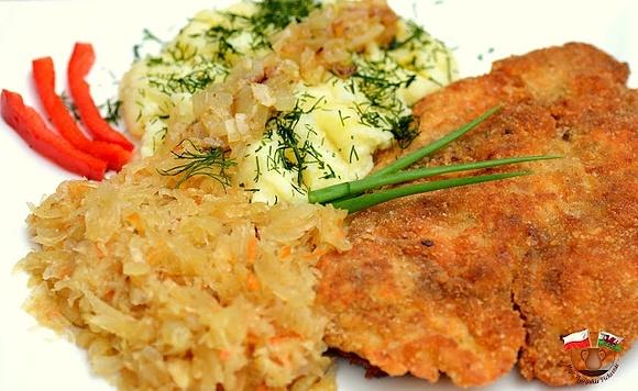 Sznycle z indyka w panierce z bułki tartej i parmezanem