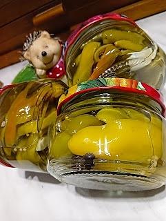 Papryka zielona w zalewie słodko kwaśnej