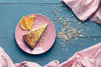 Lekki sernik keto z nutą pomarańczy