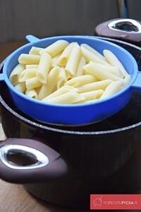 Makaron penne w sosie bolognese