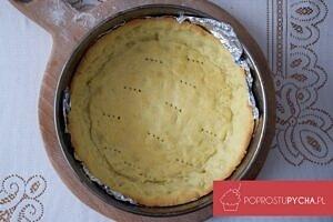 Tarta budyniowa z rabarbarem