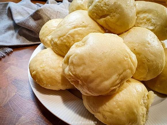 Pyzy drożdżowe na parze