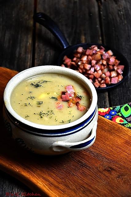 Zupa chlebowa z ogórkiem