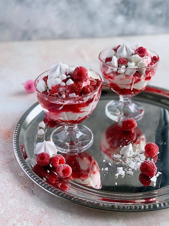 Eton Mess z malinami