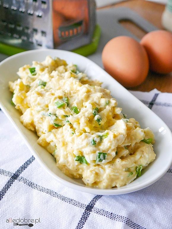 Pasta chrzanowa z jajkami na Wielkanoc