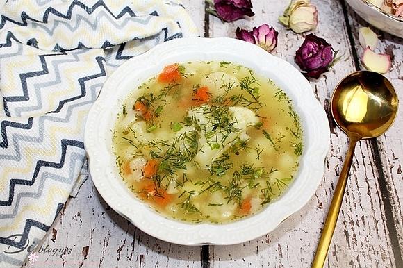 Najlepsza zupa kalafiorowa z koperkiem