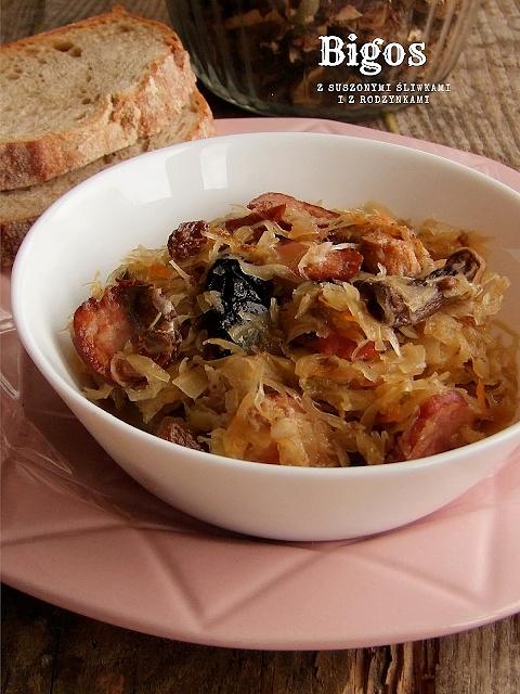 Bigos - tradycyjna potrawa z kapusty i mięsa