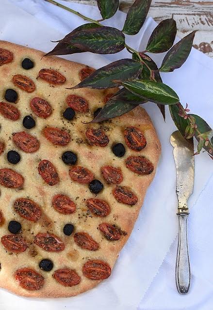 Focaccia barese