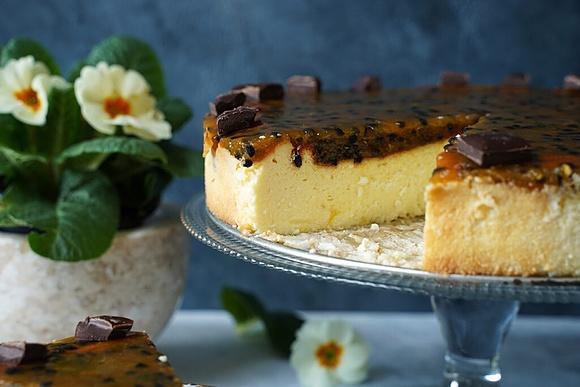 Sernik z marakują
