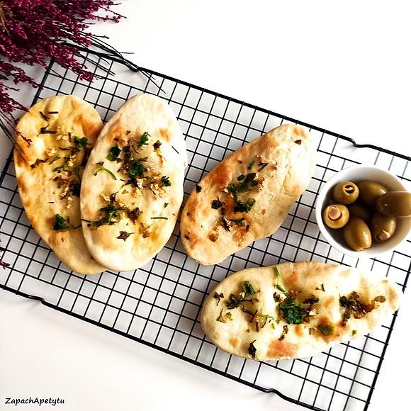 Indyjski chlebek Naan
