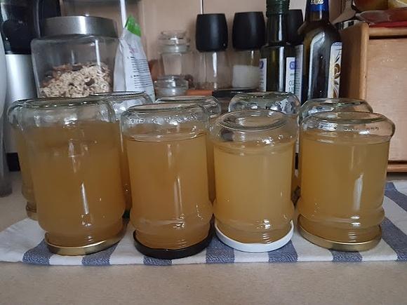 Syrop z kwiatów czarnego bzu