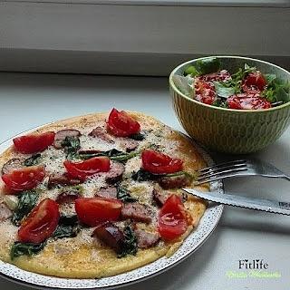 Omlet białkowo-tłuszczowy z sałatką