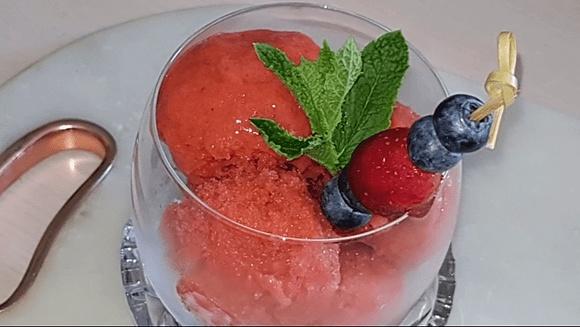 Sorbet z truskawek i rabarbaru