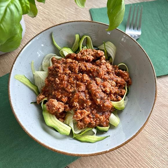 Spaghetti bolognese z indyka keto bez glutenu i laktozy