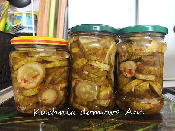 Ogórki z chilli i octem jabłkowym