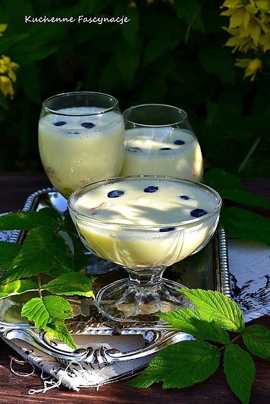 Zdrowa wersja deseru Pina Colada