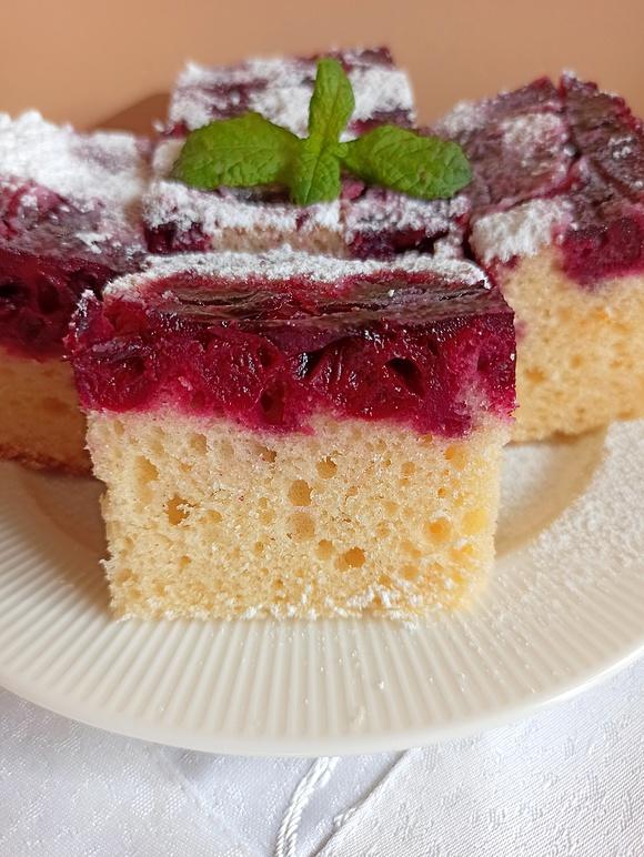 Odwrócone ciasto z wiśniami
