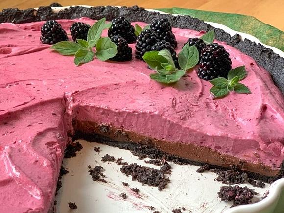 Owocowa tarta bez pieczenia