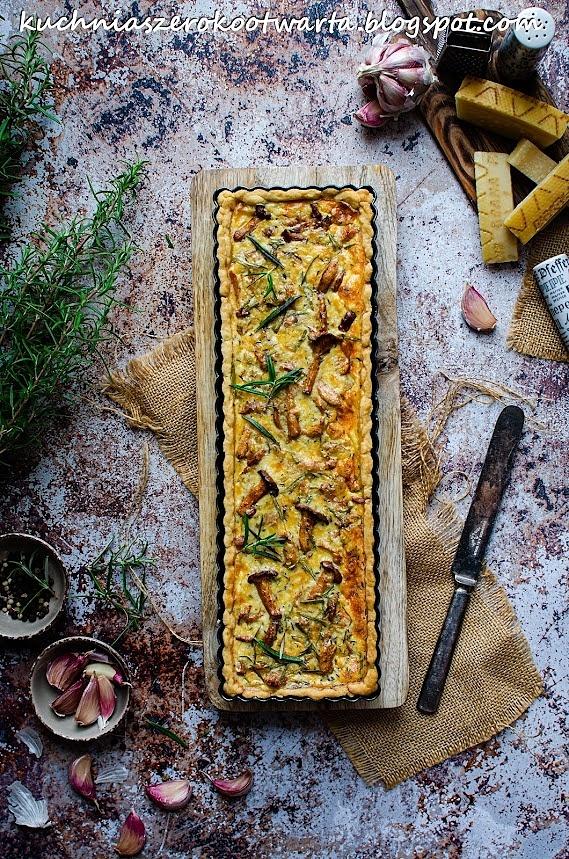 Tarta z kurkami i grana padano