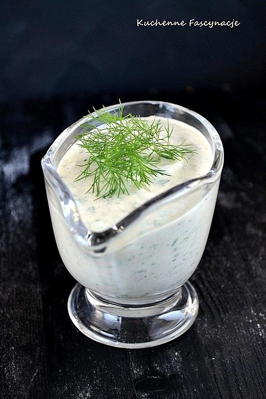 Jogurtowo-ziołowy dressing do sałatek