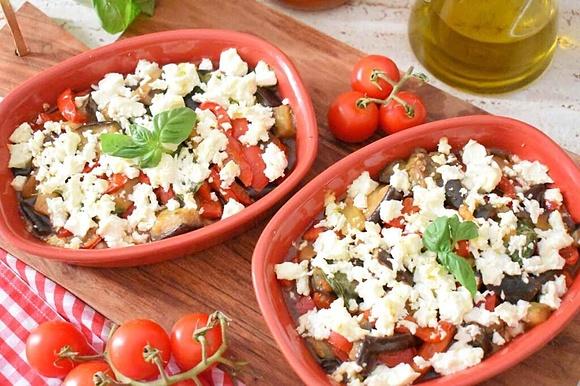 Pieczone warzywa z serem feta